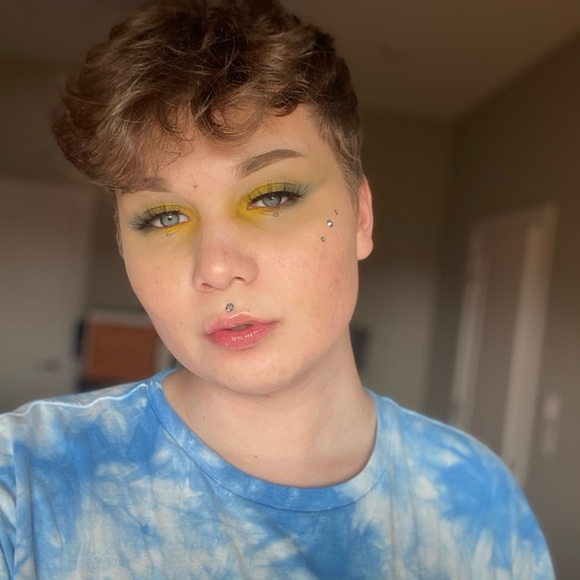 Meet your Posher, Isaac - Picture 1 of 1